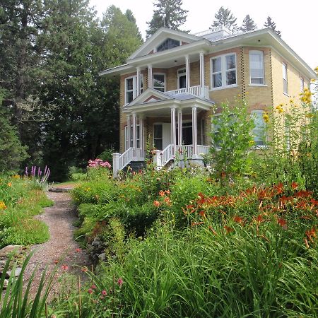Auberge Taylor Manor Saint-Georges Εξωτερικό φωτογραφία