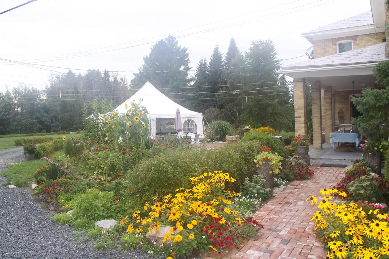 Auberge Taylor Manor Saint-Georges Εξωτερικό φωτογραφία