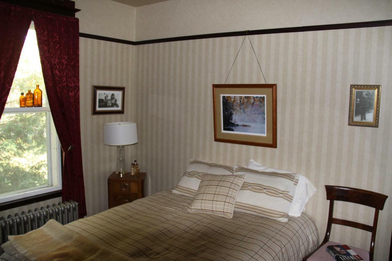 Auberge Taylor Manor Saint-Georges Εξωτερικό φωτογραφία